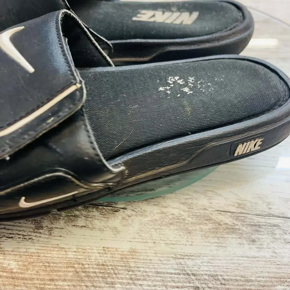 Nike Comfort Slides 2 Black Size 4 Boys Girls Unisex Y2K 2010s 2015s
